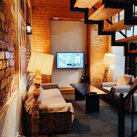 Urban Monkey Tent Hostel & Bar 카라콜 외부 사진