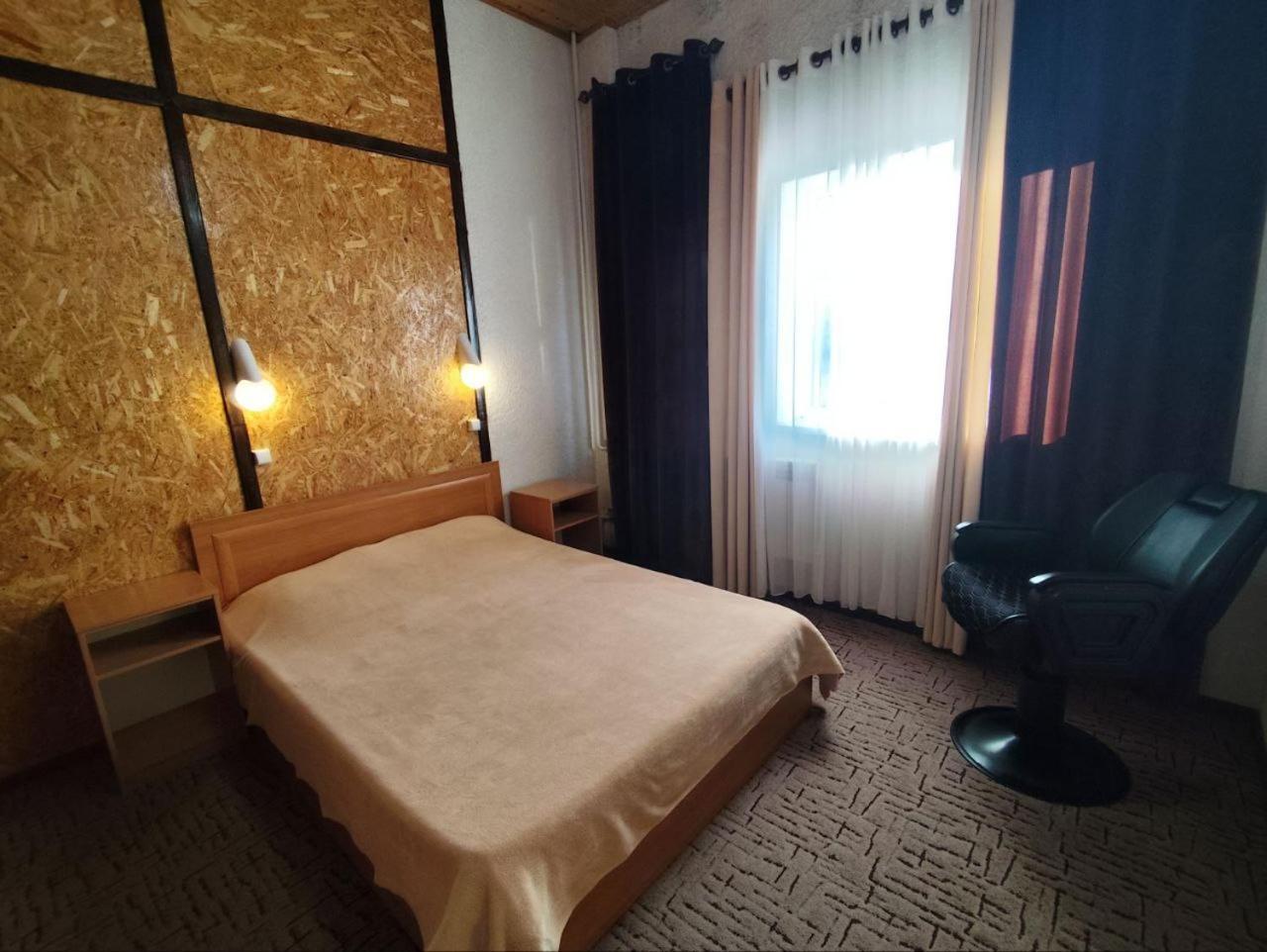 Urban Monkey Tent Hostel & Bar 카라콜 외부 사진